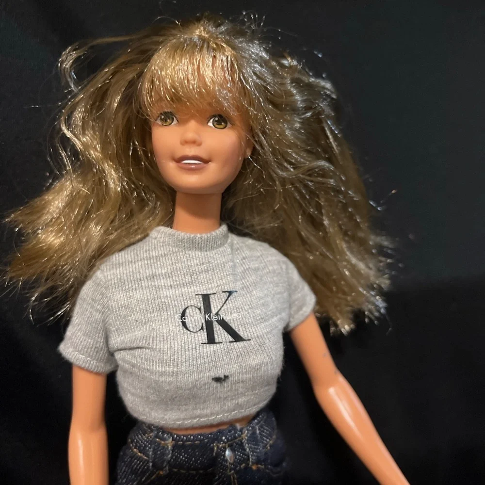 Cute Vintage 1996 Mattel Calvin Klein Jeans Barbie Doll - Picture 3 of 6